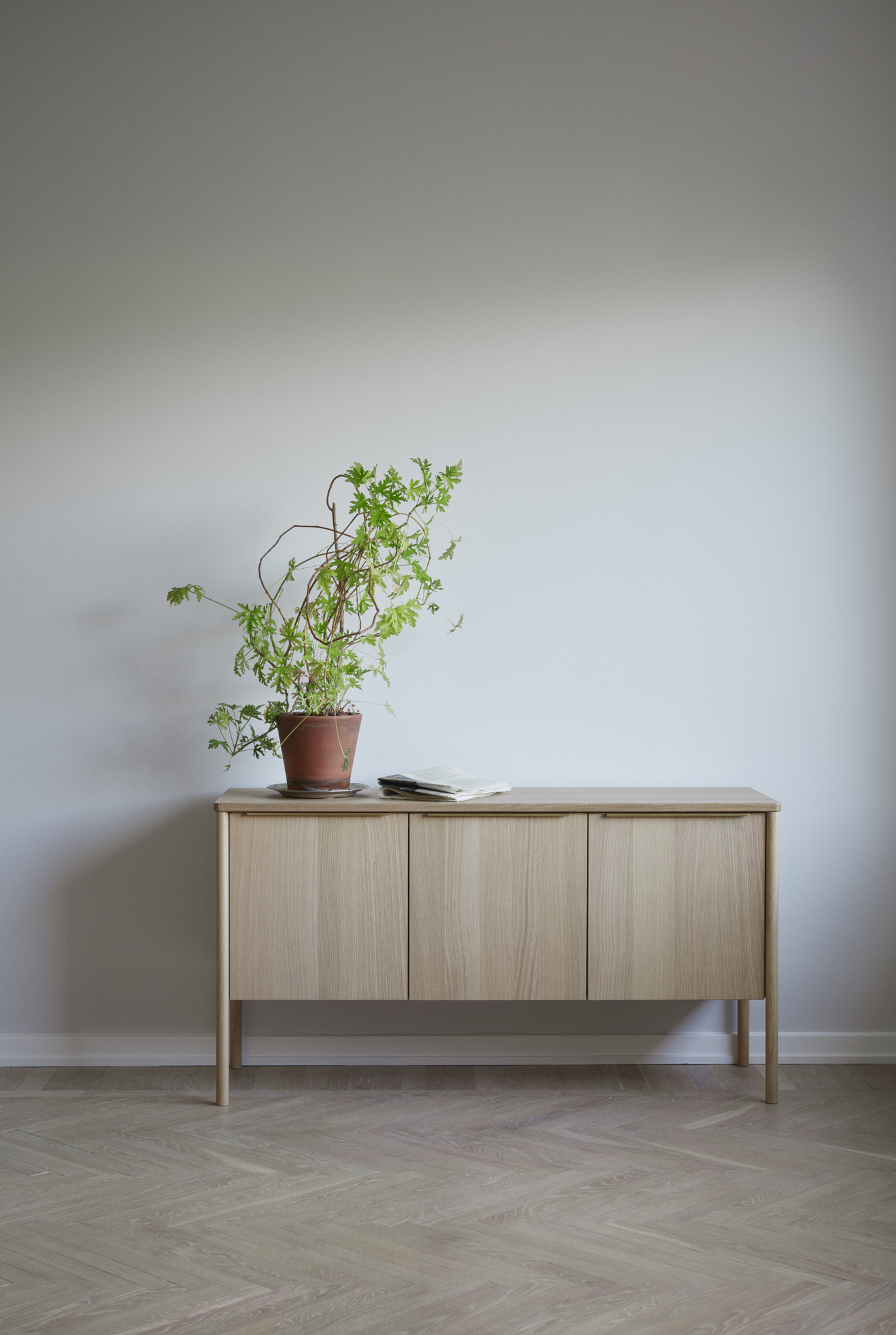 Fritz Hansen JUT cabinet - Image 6