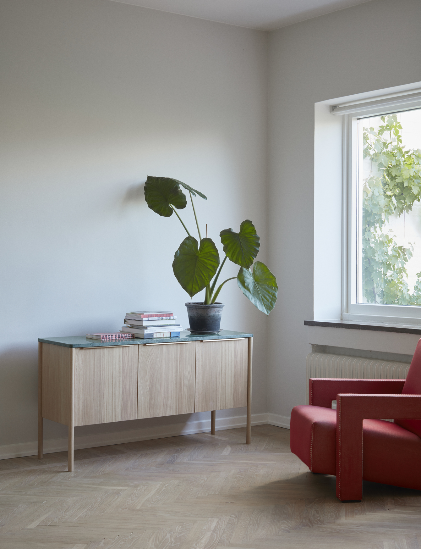 Fritz Hansen JUT cabinet - Image 7