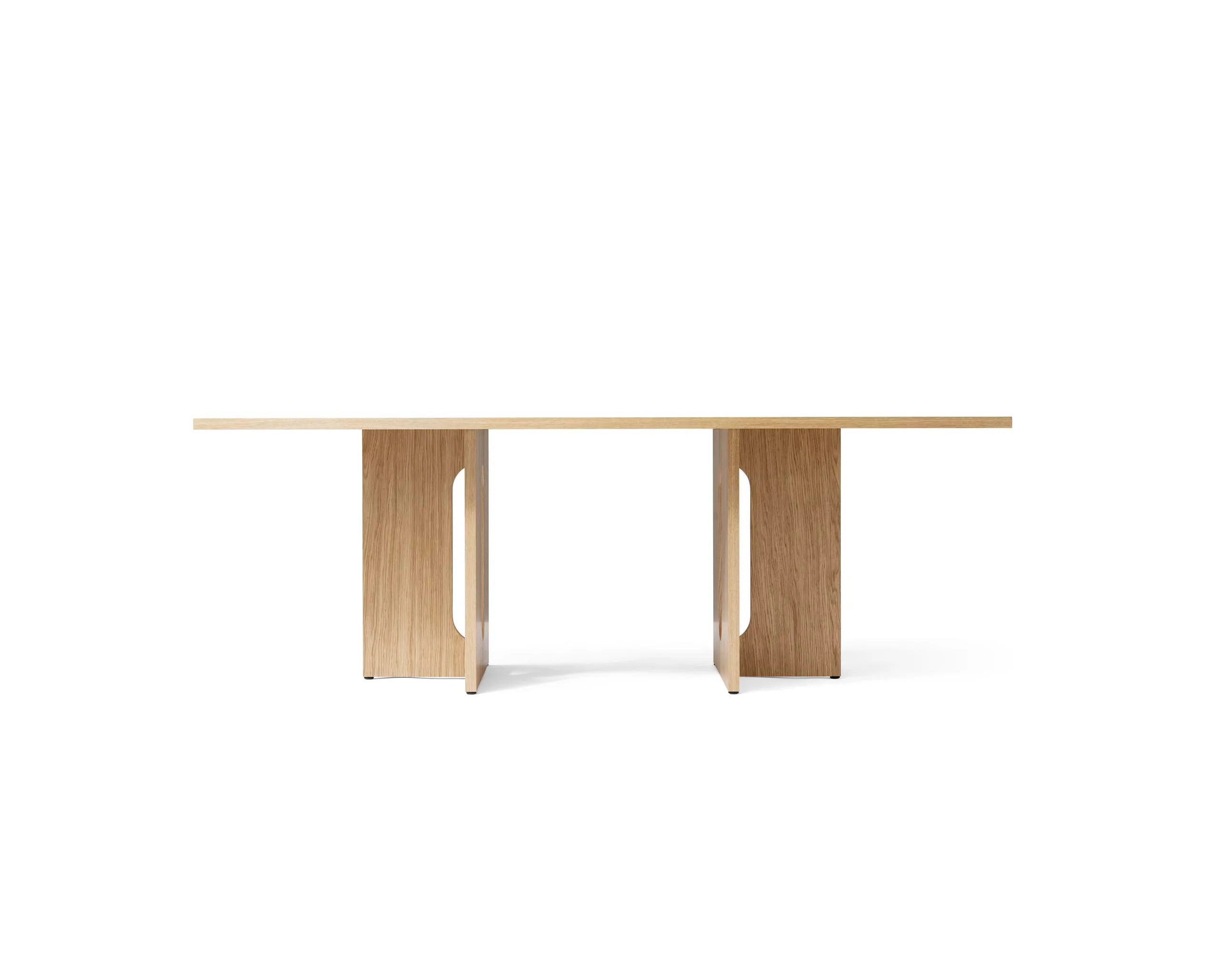 Audo Copenhagen ANDROGYNE dining table
