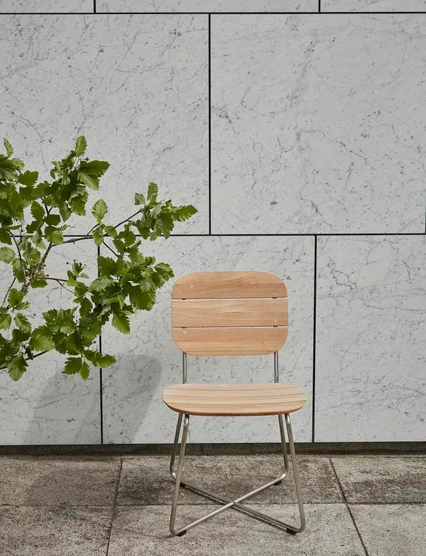 Fritz Hansen LILIUM -chair with cushion, dark grey - Image 4