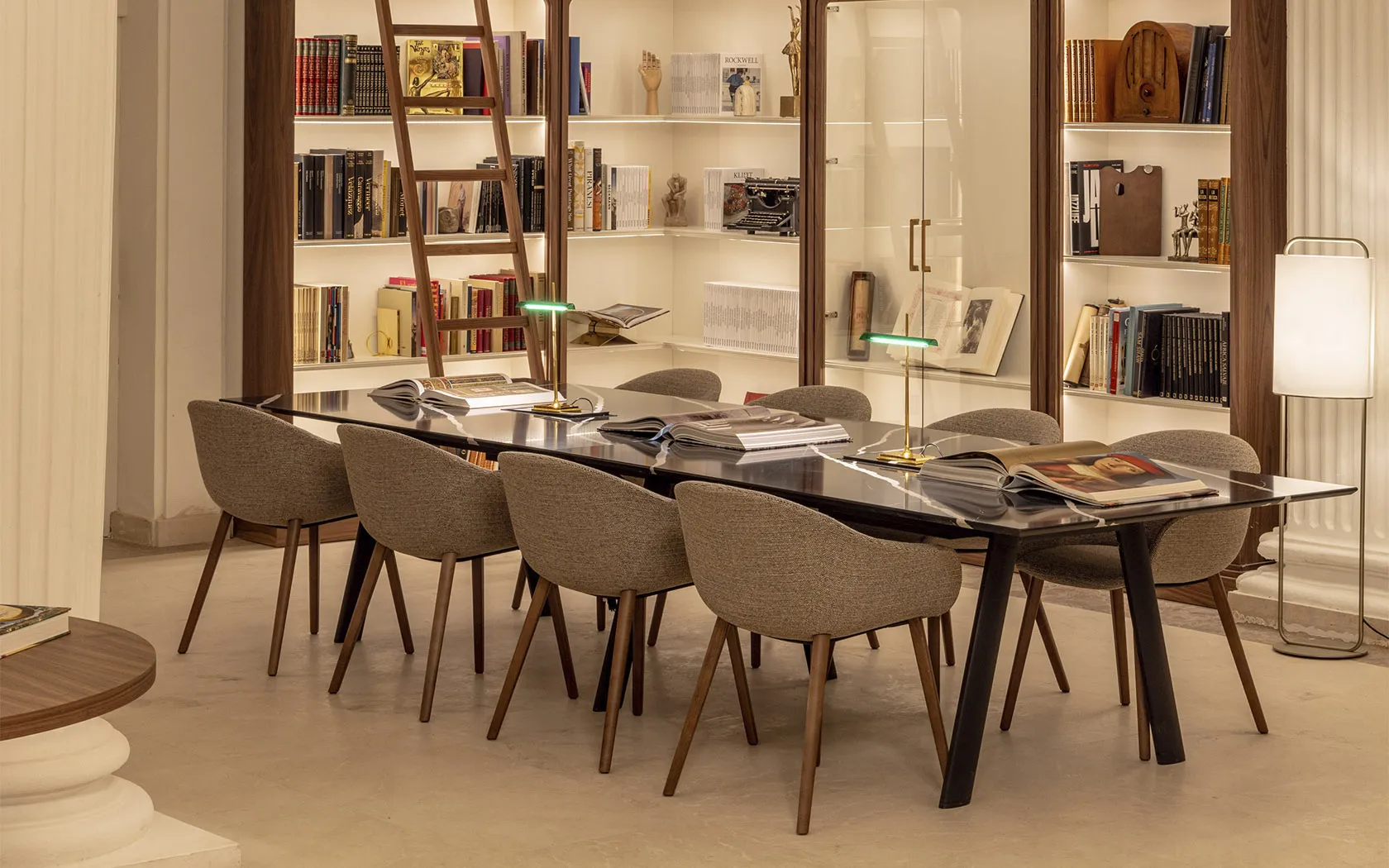 Andreu World NEXT chair SO0496 - Image 3