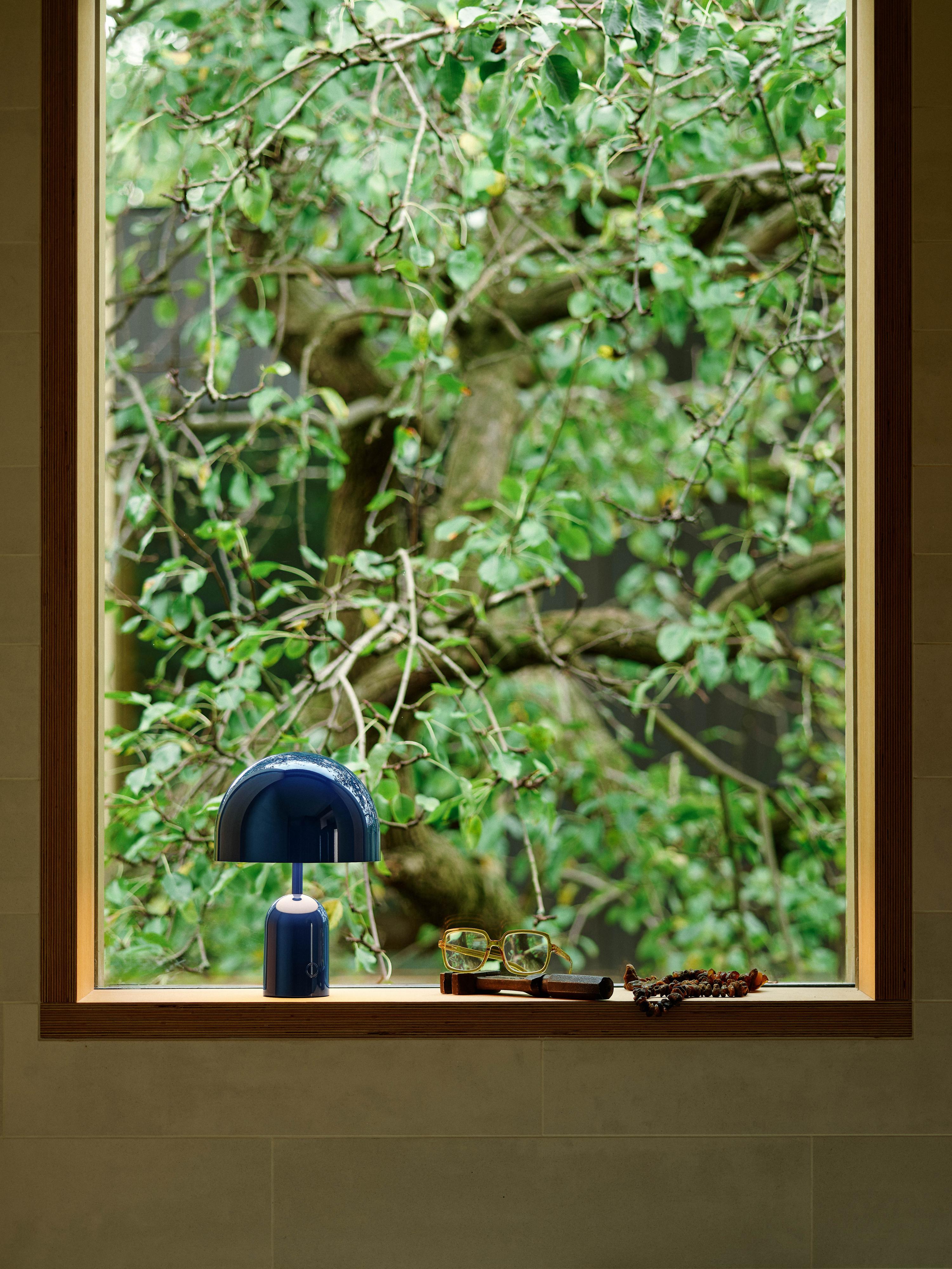 Tom Dixon BELL PORTABLE -pöytävalaisin - Image 10