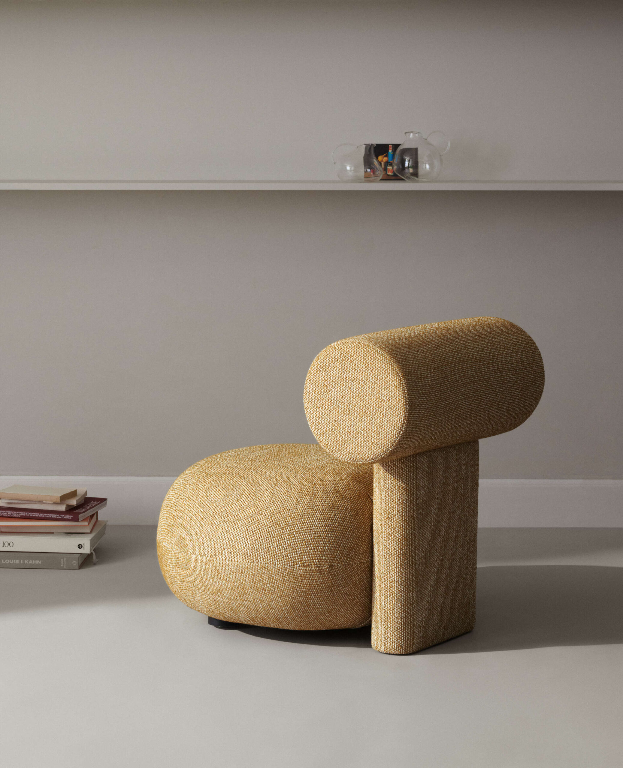 Norr11 HIPPO lounge chair, fully upholstered - Image 4