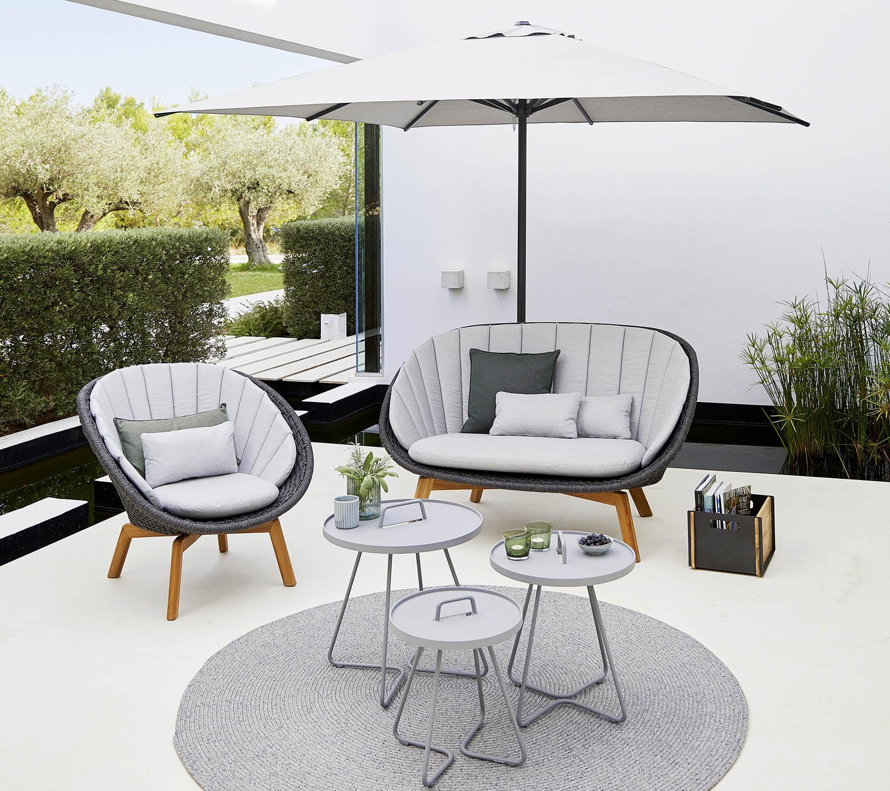 Cane-line PEACOCK 2-seater sofa, grey / dark grey / teak - Image 4