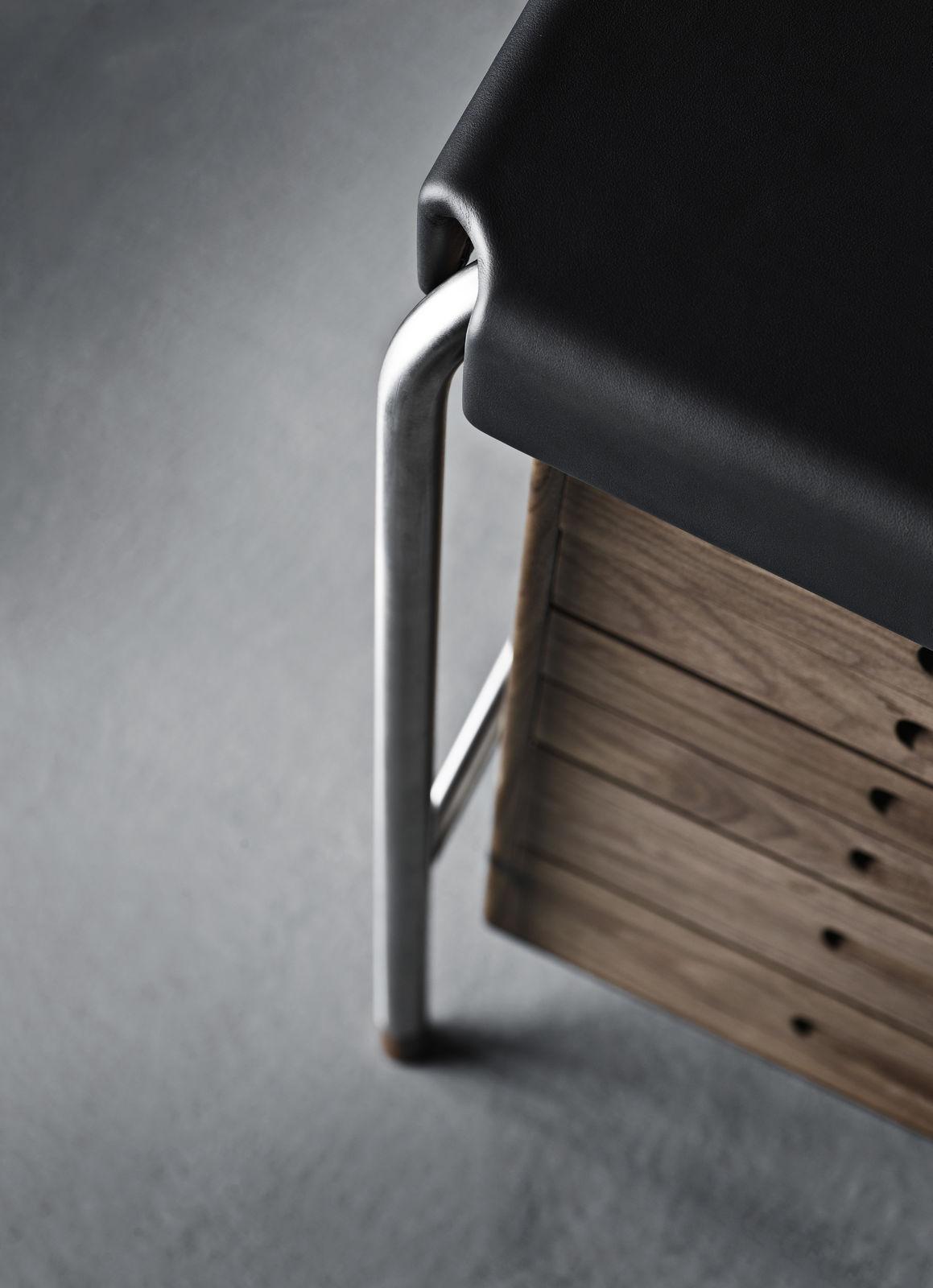 Carl Hansen AJ52 -työpöytä, öljytty pähkinä, 140x70cm - Image 3