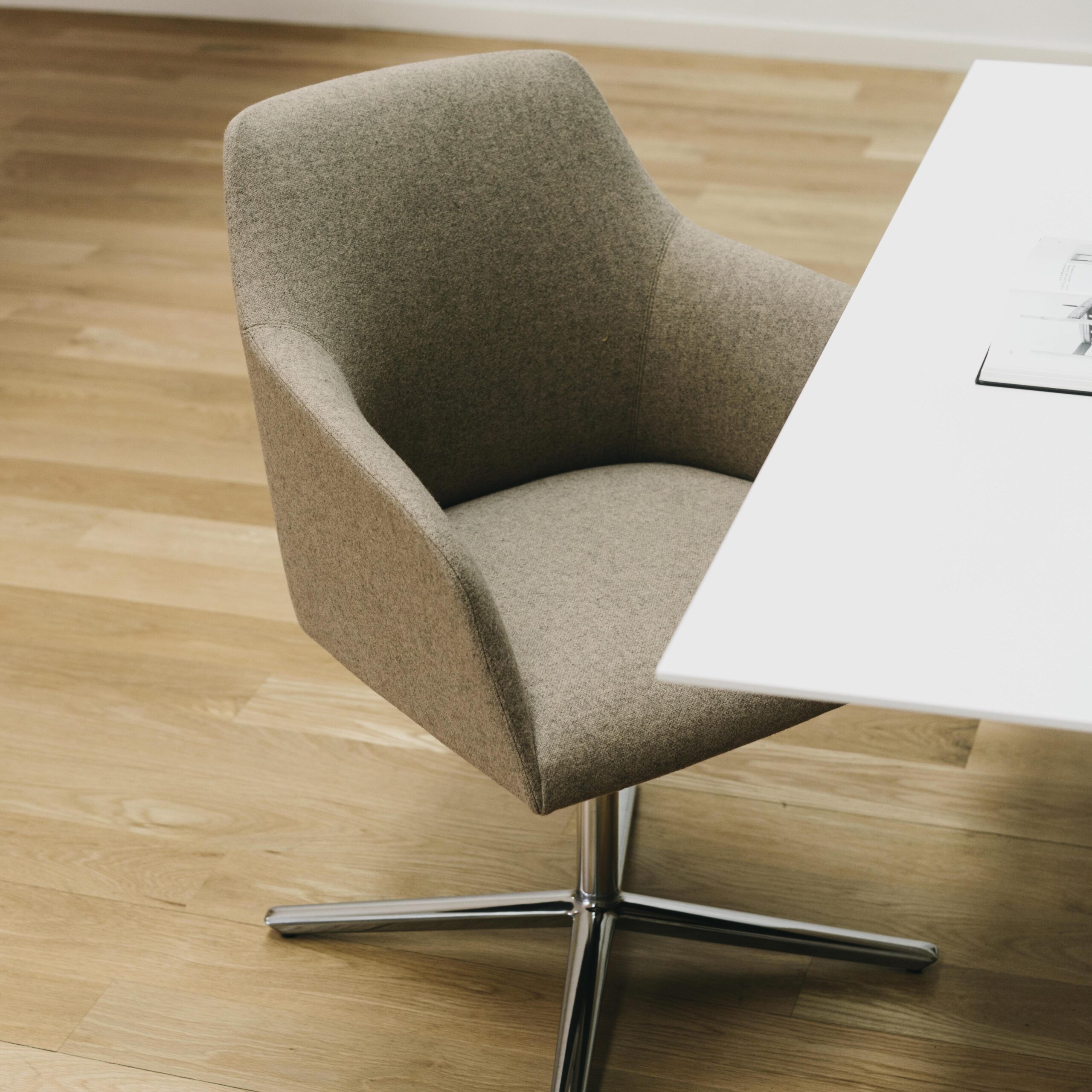 Andreu World ALYA chair SO1533 - Image 6