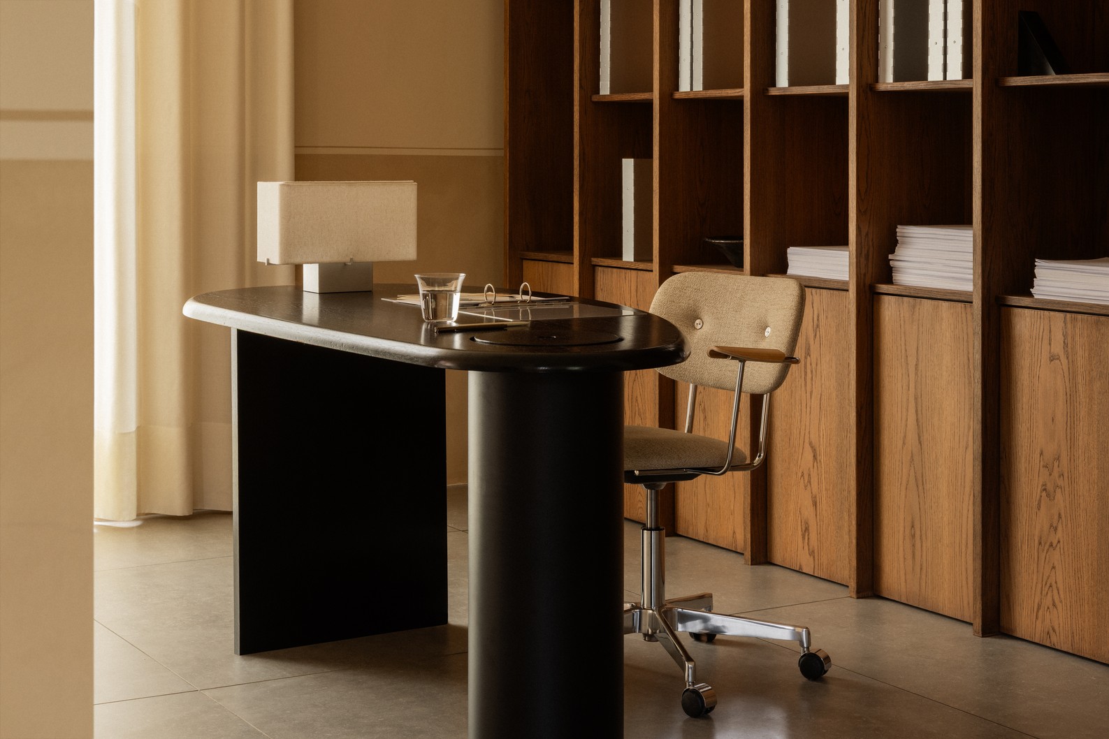 Audo Copenhagen ECLIPSE desk - Image 4