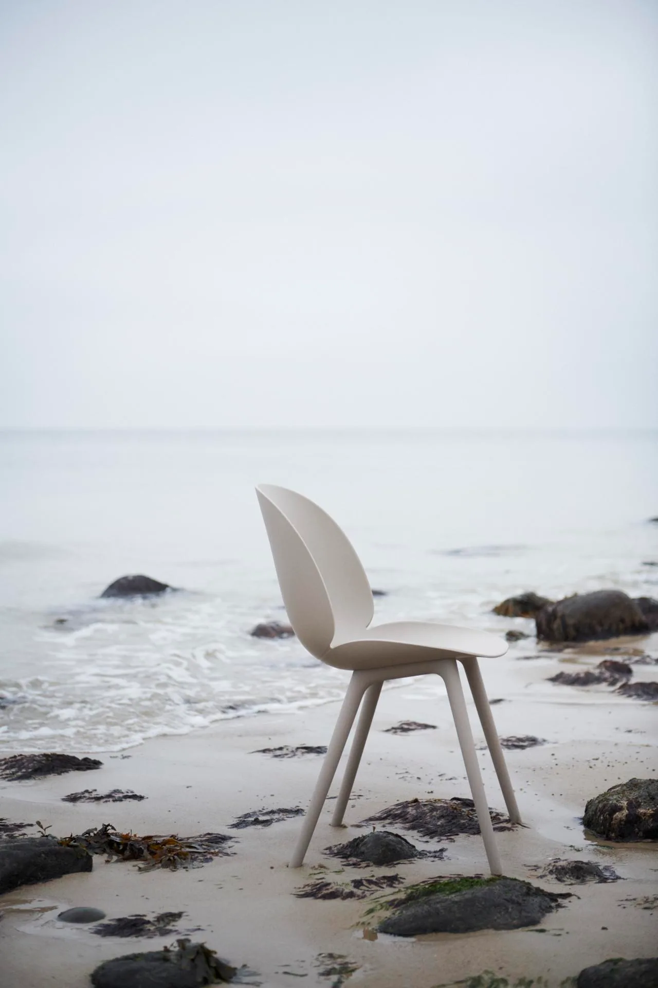 GUBI BEETLE chair, outdoor - Image 4