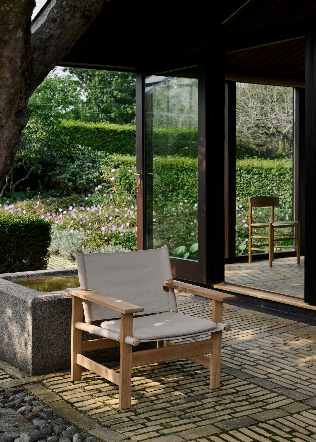Fredericia THE CANVAS CHAIR OUTDOOR lounge chair with cushion - Image 5