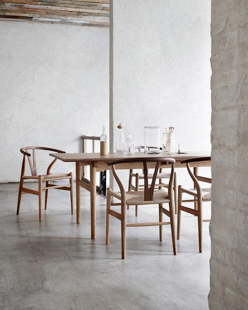 Carl Hansen CH24 -tuoli, öljytty tammi/musta istuin - Image 7