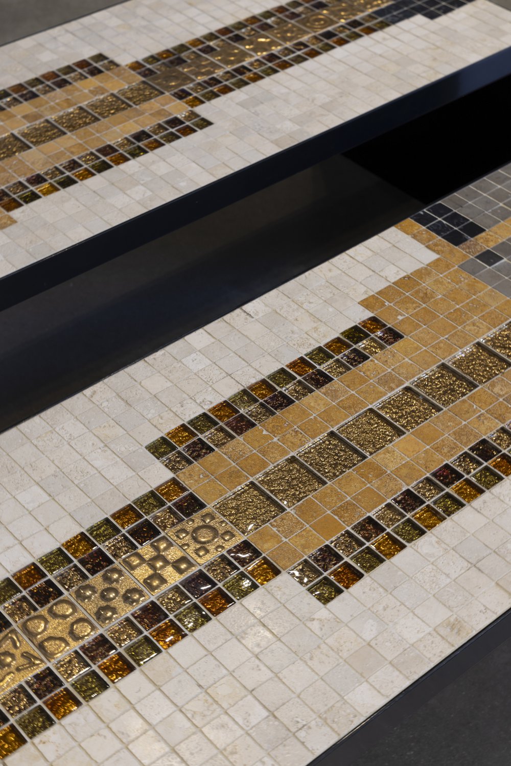 Fleming Collection TORRE coffee table - Image 9