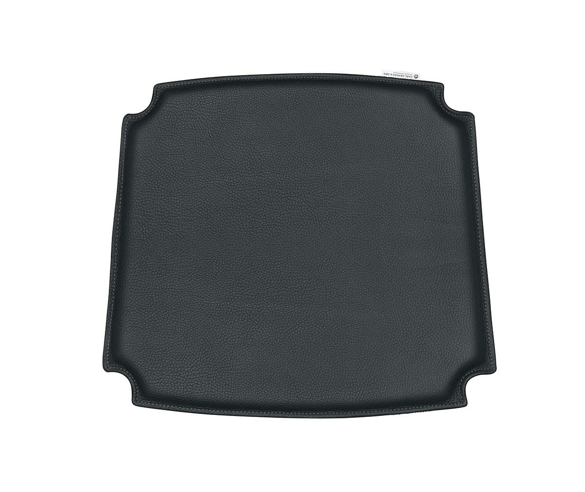 Carl Hansen CH24 -tuolin istuintyyny, Loke 7150 -nahka