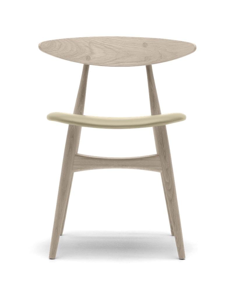 Carl Hansen CH33P -tuoli, valkoöljytty tammi/vaalea nahka