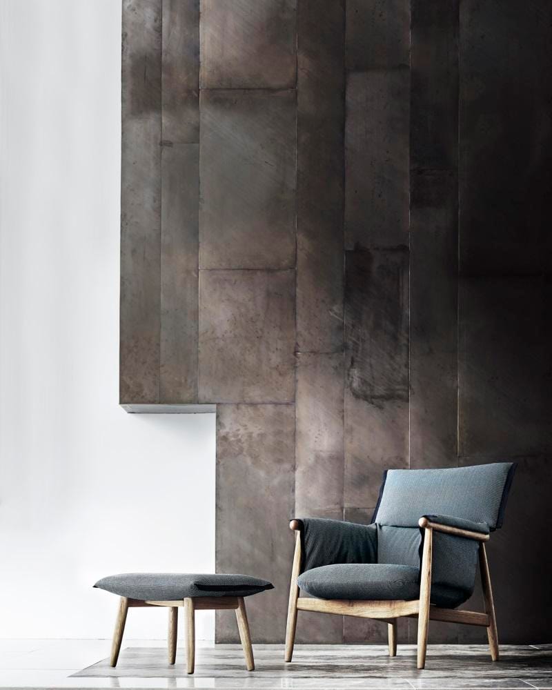 Carl Hansen E015 EMBRACE armchair, oiled oak / fabric upholstery - Image 4
