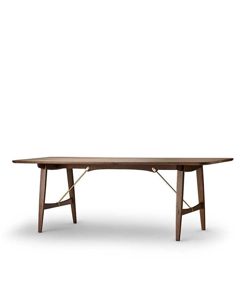 Carl Hansen BM1160 table, oiled walnut / brass