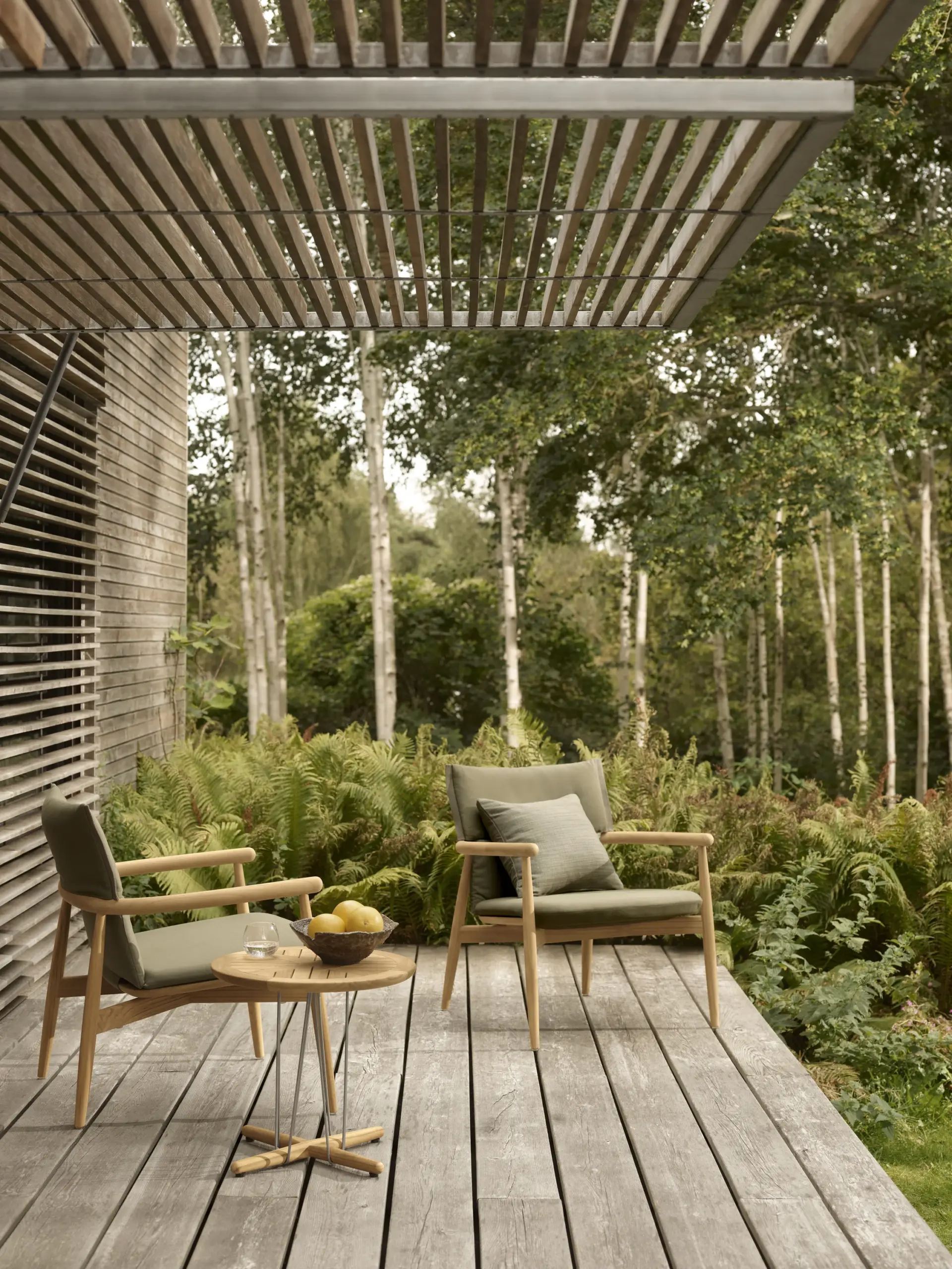 Carl Hansen E023 EMBRACE -sivupöytä - Image 6