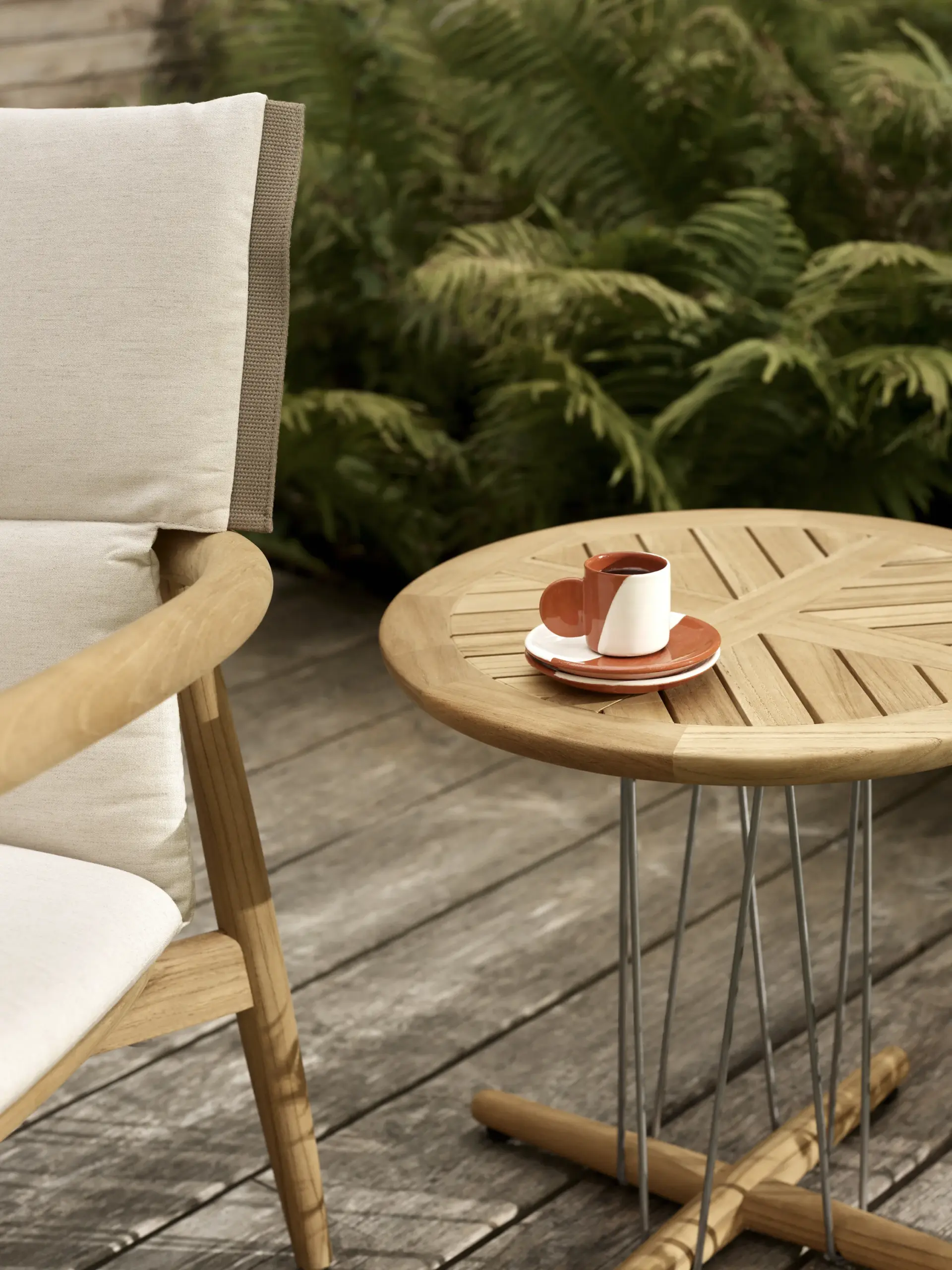 Carl Hansen E023 EMBRACE -sivupöytä - Image 3