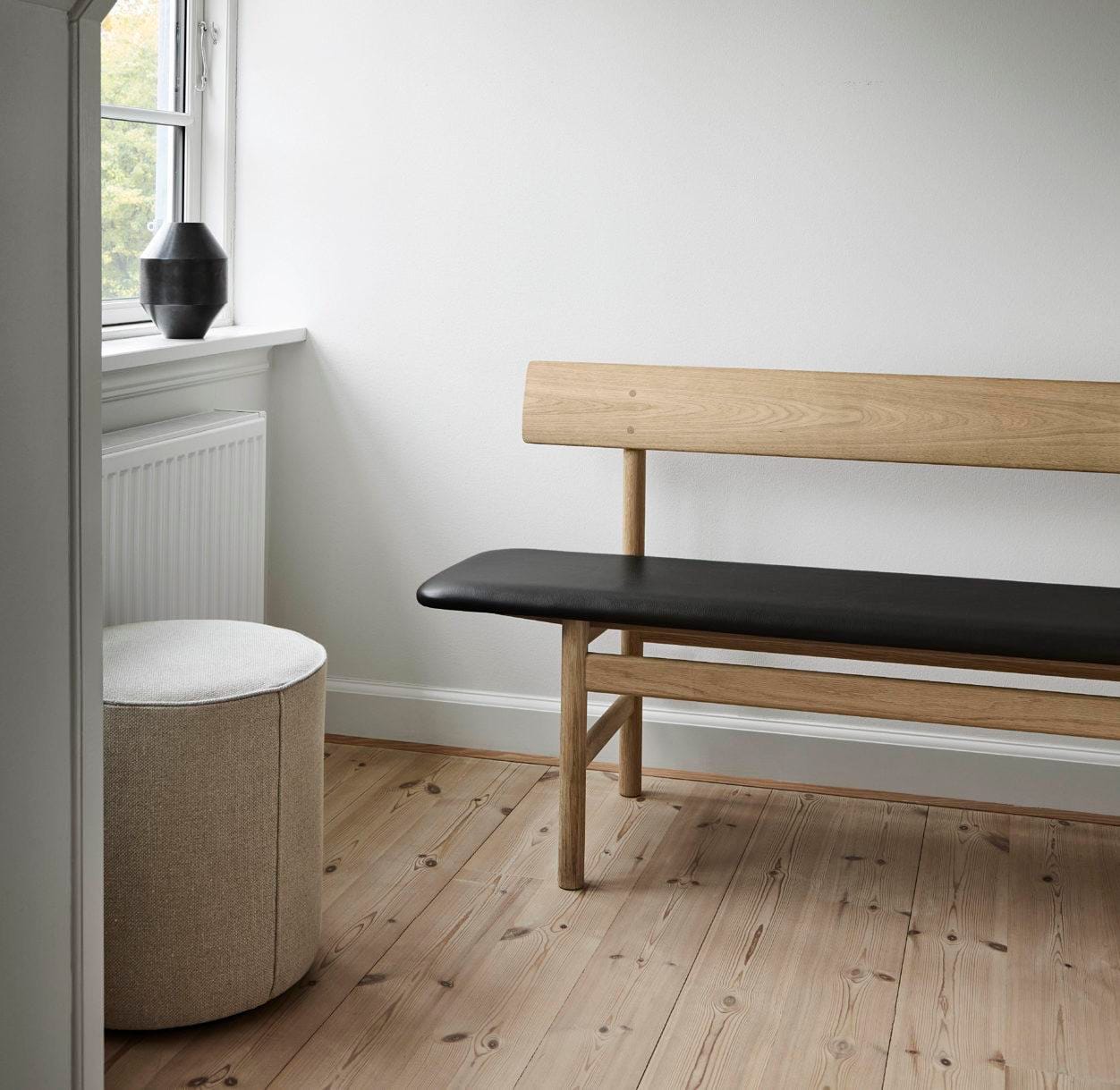 Fredericia BM -penkki, saippuoitu tammi/musta nahka - Image 2