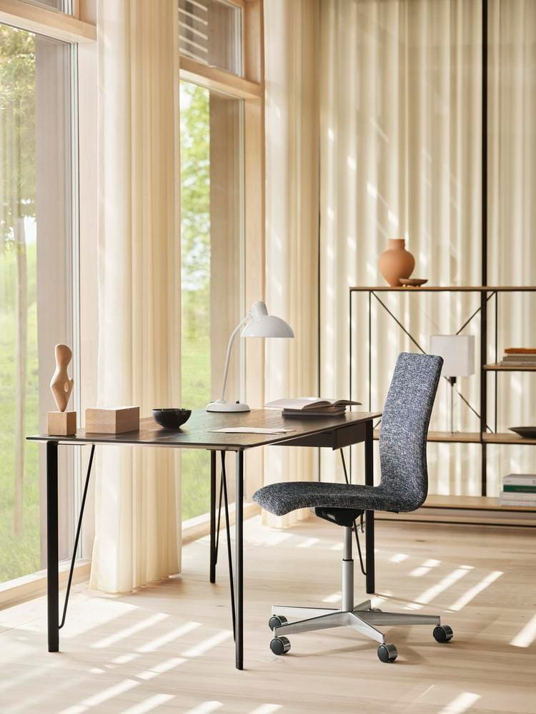 Fritz Hansen FH3605 -työpöytä - Image 6