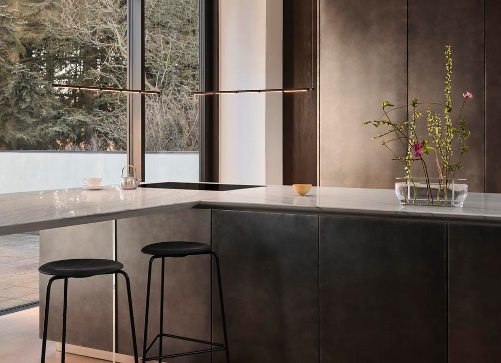 Fritz Hansen DOT -korkea jakkara - Image 2