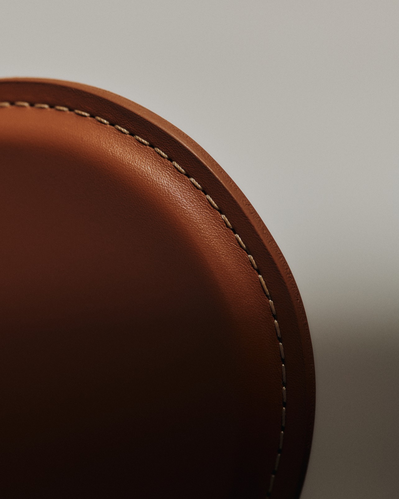 Fritz Hansen SERIES 7 TAILORED -tuoli, limited edition - Image 6
