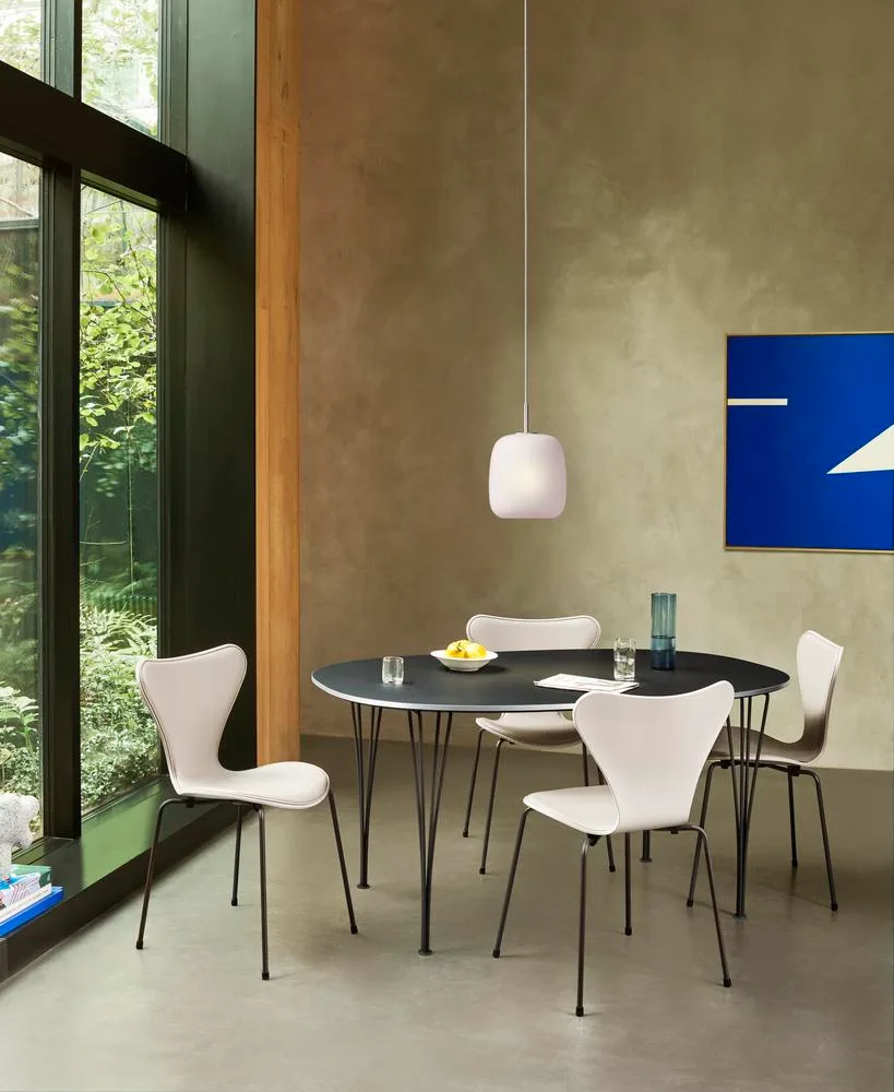 Fritz Hansen SERIES 7 chair - Image 5