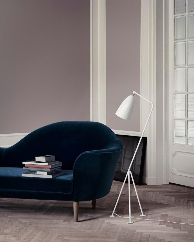 GUBI GRÄSHOPPA floor lamp, black - Image 3