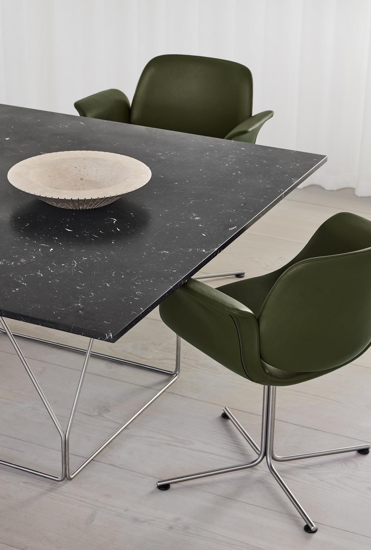Fredericia JG -dining table, 140 x 140 cm, black marble / black steel - Image 3