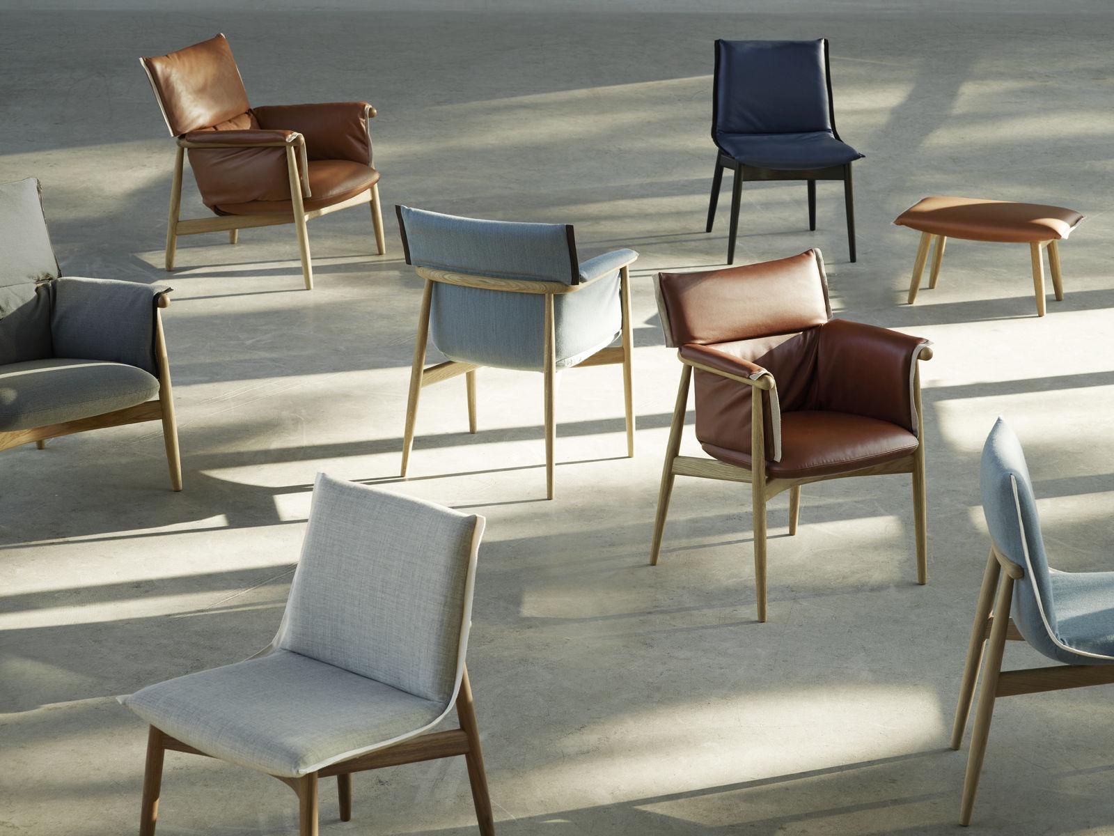 Carl Hansen E004 EMBRACE chair, oiled walnut / fabric upholstery - Image 3