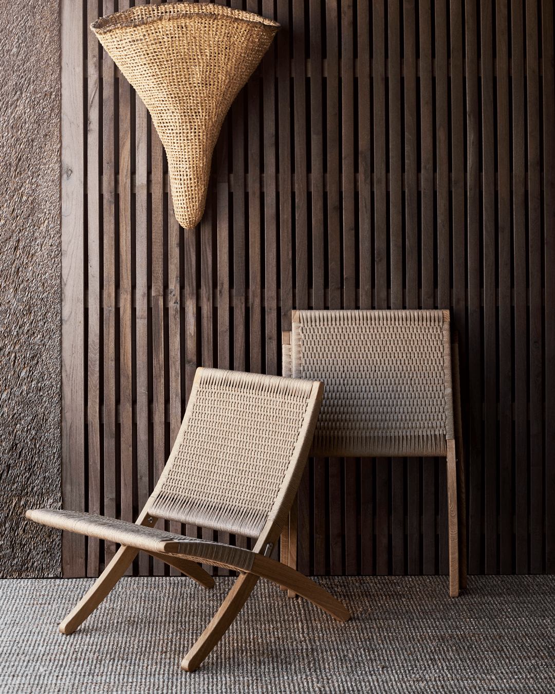 Carl Hansen MG501 lounge chair, oiled oak / natural paper cord - Image 4