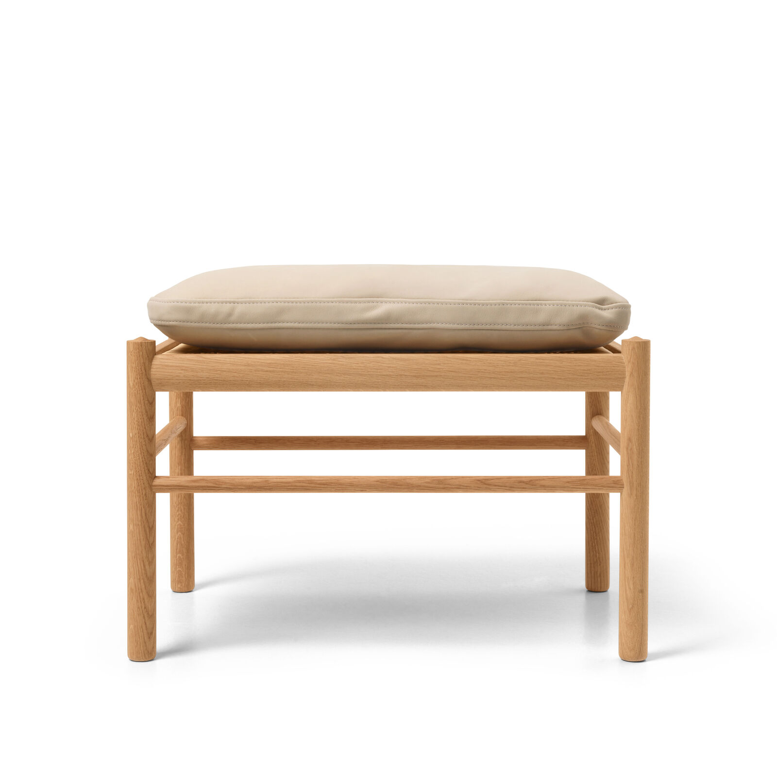 Carl Hansen OW149F COLONIAL ottoman, Terra leather
