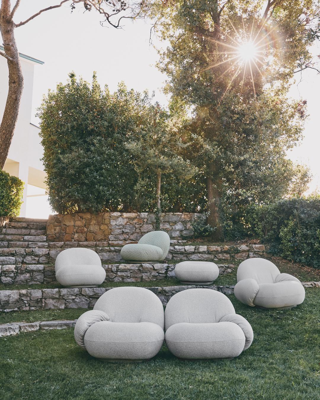GUBI PACHA lounge chair, swivel base, outdoor - Image 10