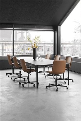 Fredericia PATO Executive-työtuoli, musta nahka/alumiini, ympäriverhoiltu - Image 3