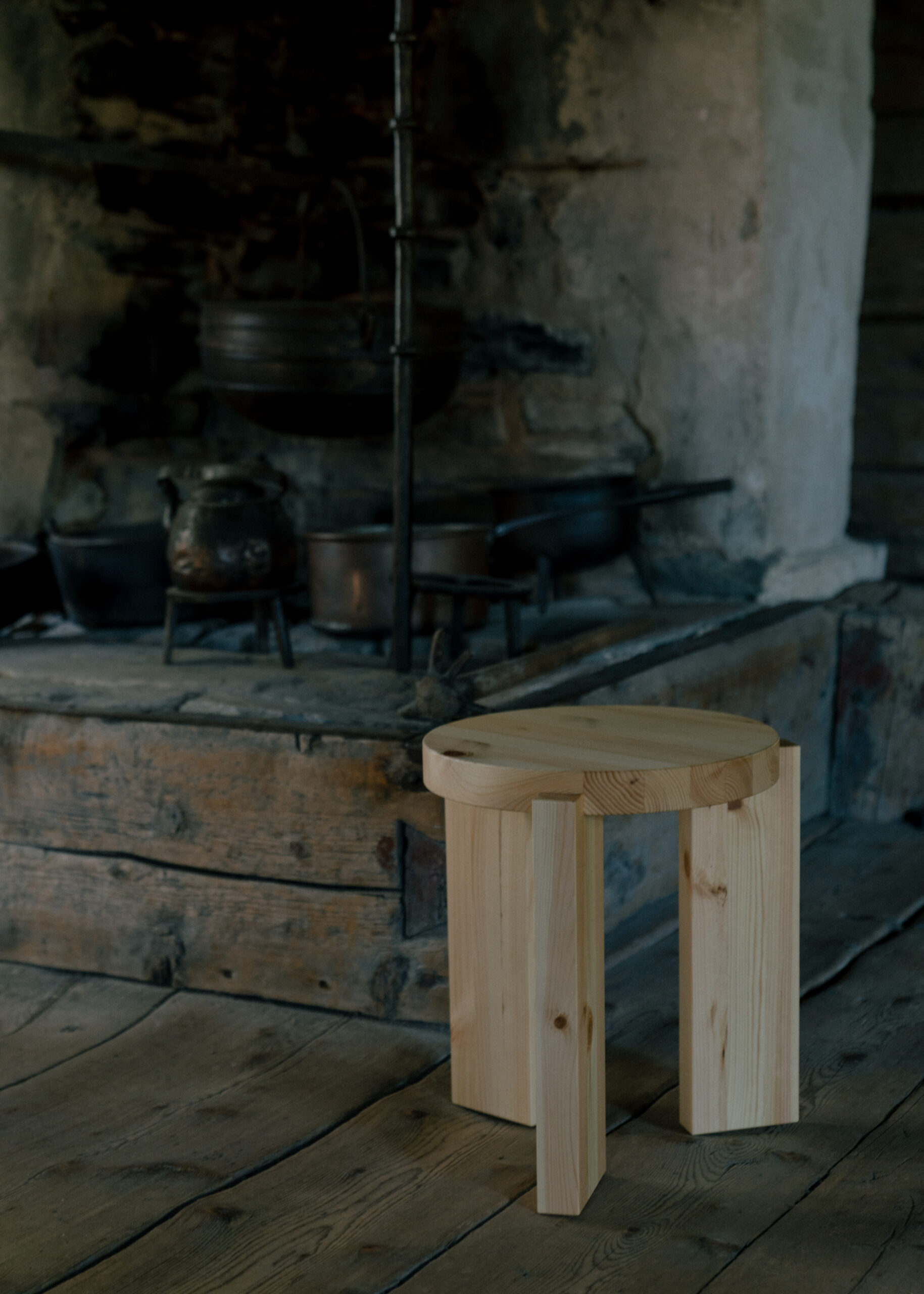 Vaarnii 001 stool - Image 9