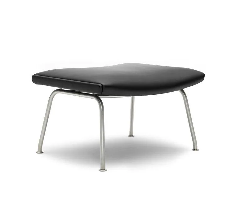 Carl Hansen CH446 -footstool, black leather