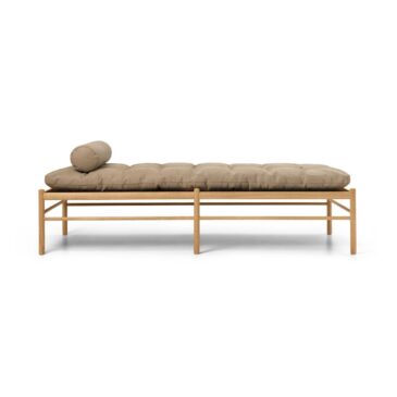 Carl Hansen OW150-daybed niskatyynyllä, Terra-nahka
