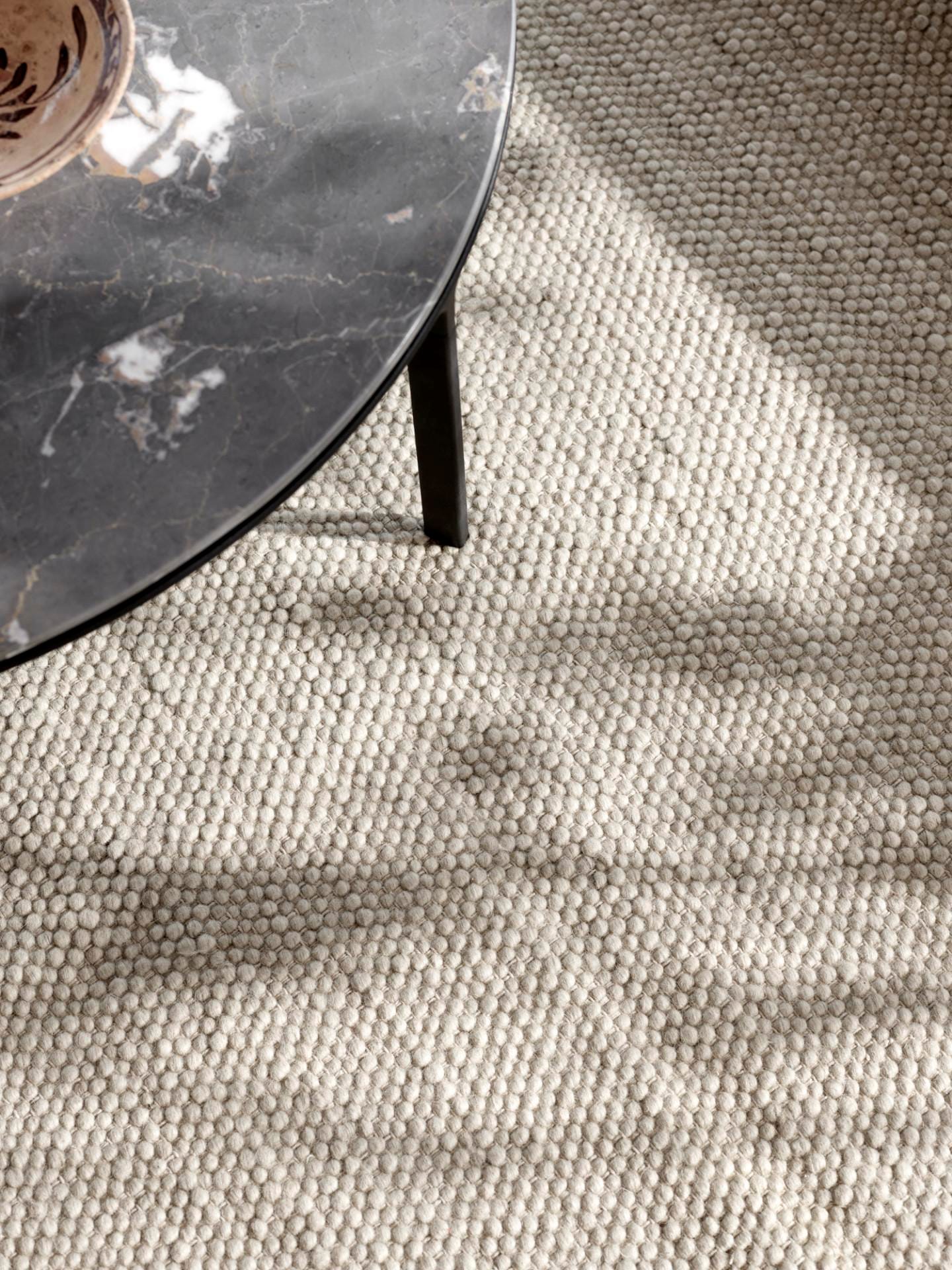 Vipp 147 -rug 300 x 400 cm, dark beige - Image 4