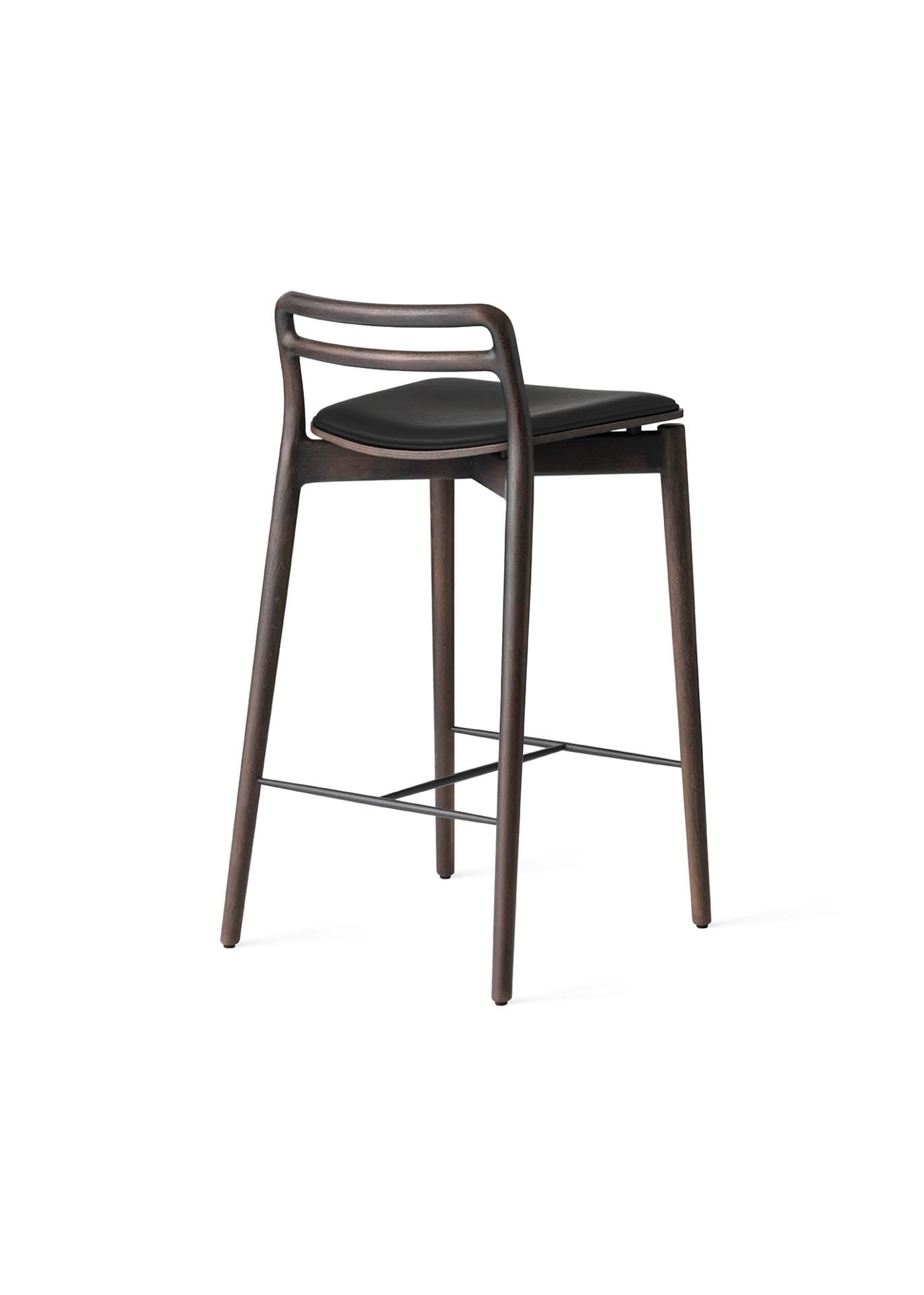 Vipp 484 CABIN -baarituoli, 67 cm, tumma tammi / musta nahka - Image 3