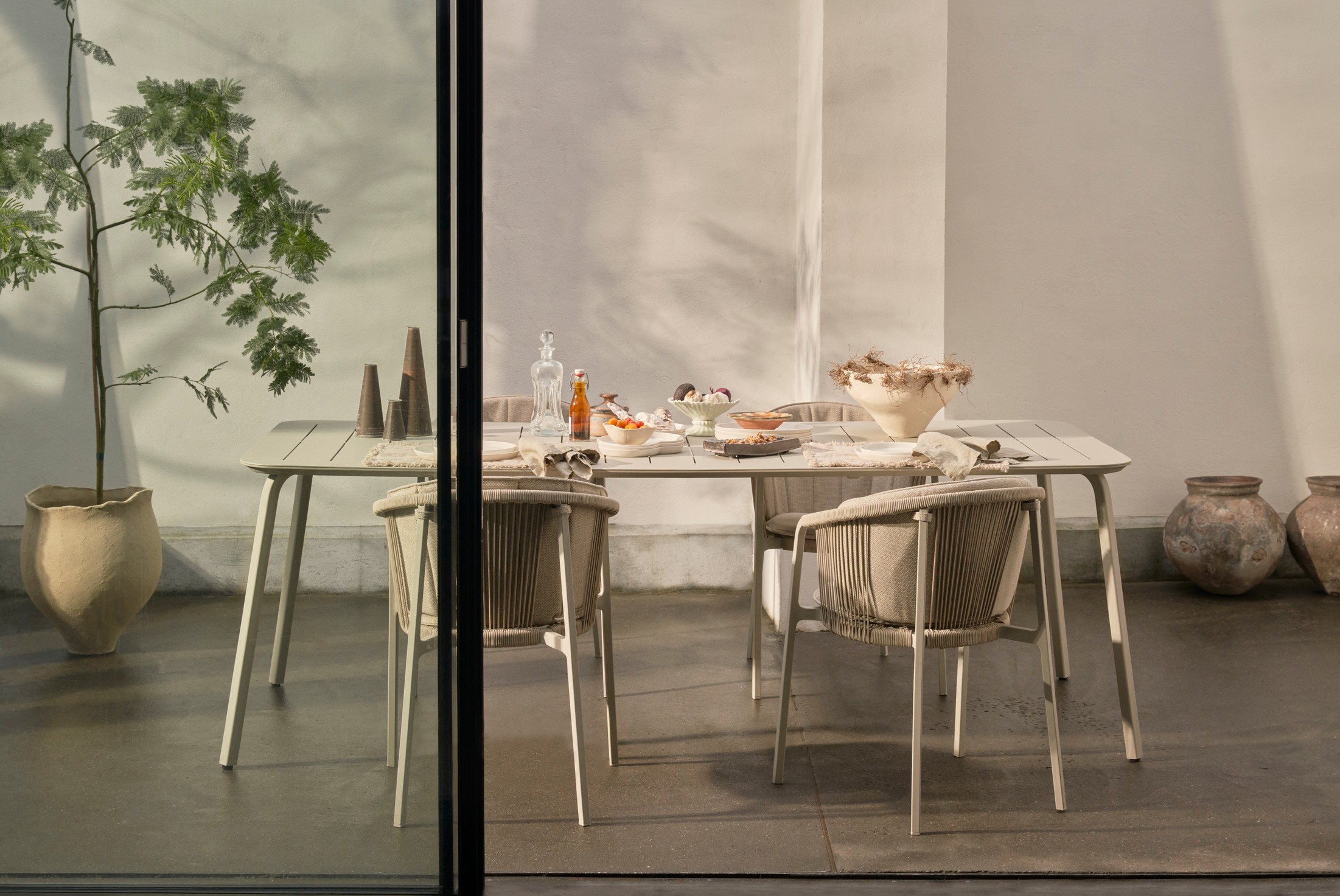 Vipp 733 LAGRASSE dining table 220x95cm - Image 3