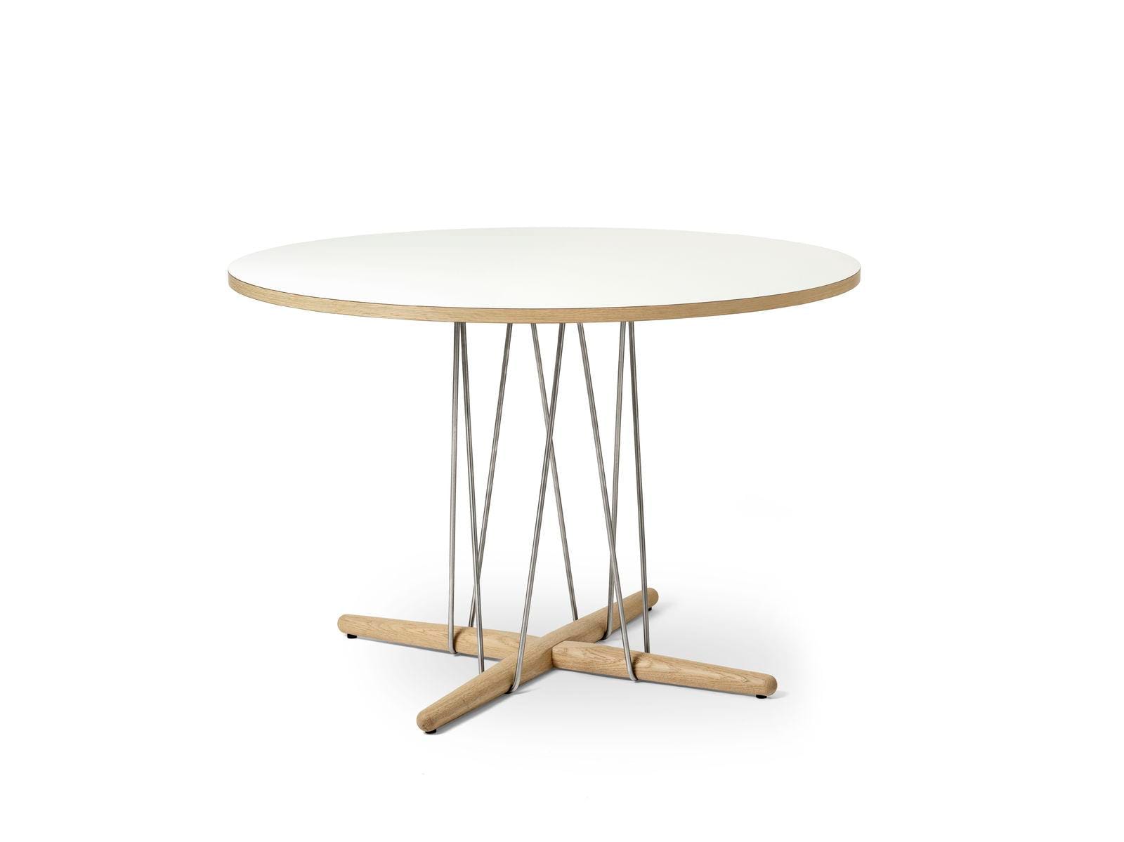 Carl Hansen E020 EMBRACE -ruokapöytä, Ø110cm, valkoöljytty tammi/valkoinen
